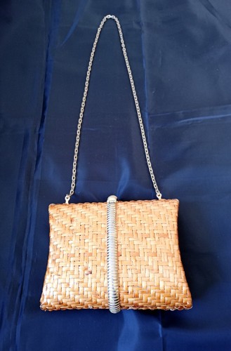 Rara pochette vintage Rodo cesto naturale tessuto, borsetta lunga catena dorata nascosta - Foto 2 di 18