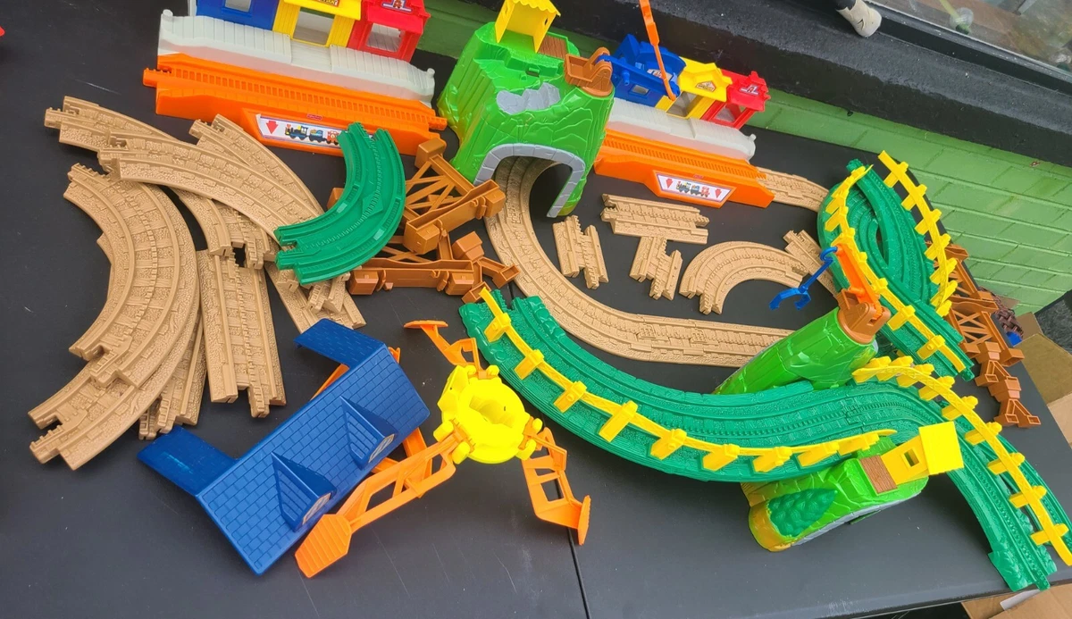 Geo track sale toy