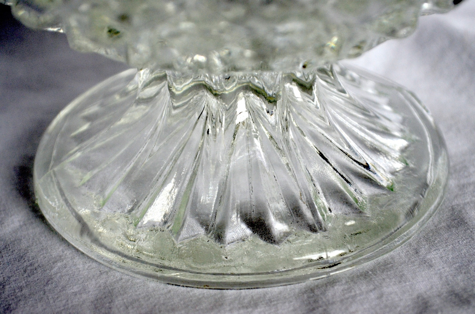 Vintage Anchor Hocking Wexford Crystal Footed Pedestal Compote Trifle