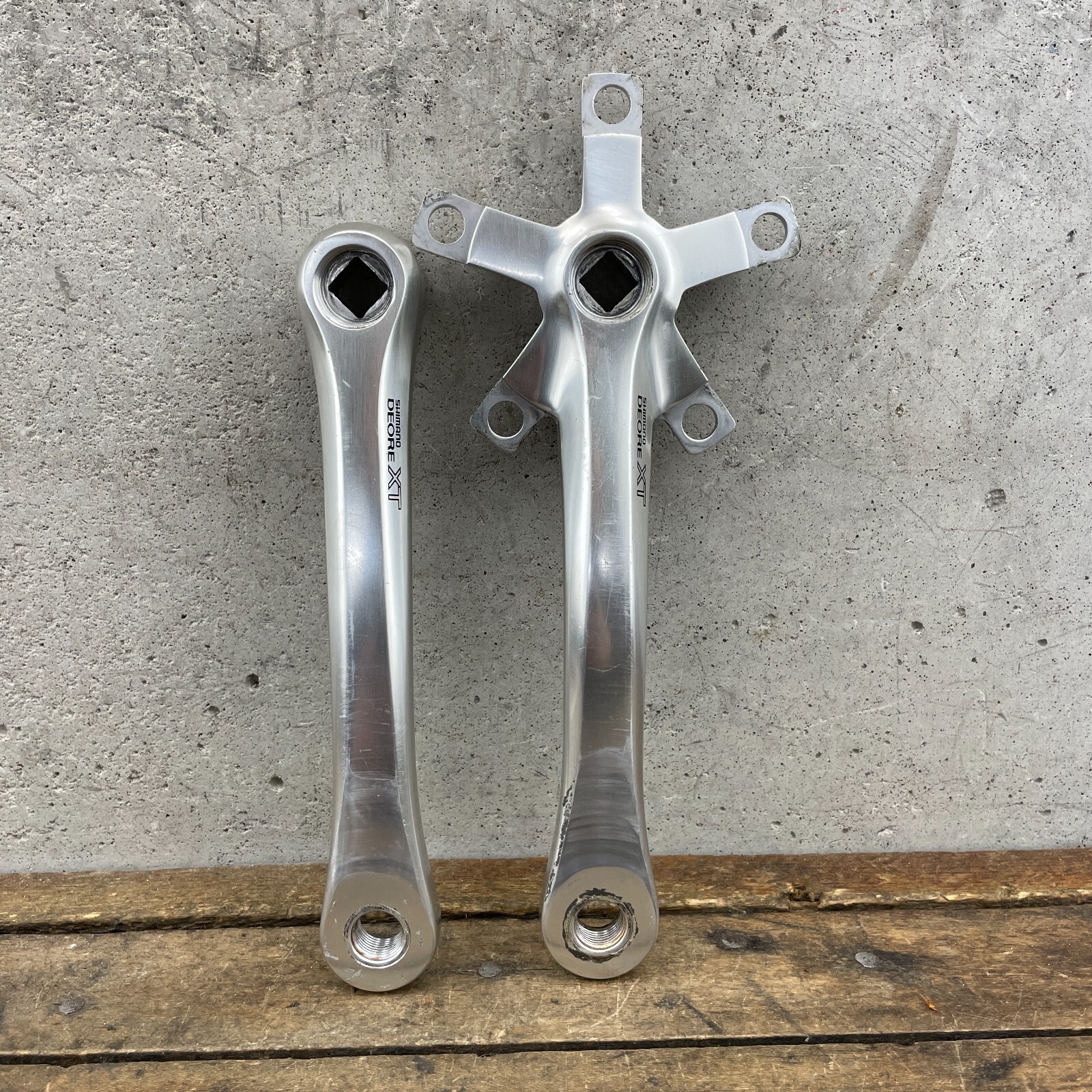 シマノDEORE XT FC-M737 175 クランク