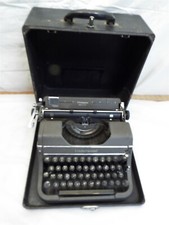 Vintage Underwood Champion Portable Typewriter J Finger Flite w/Case Steampunk thumbnail