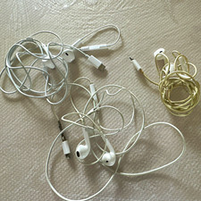 Apple EarPods Wired In-Ear Earbuds, White, Lightning USB-C, Double
