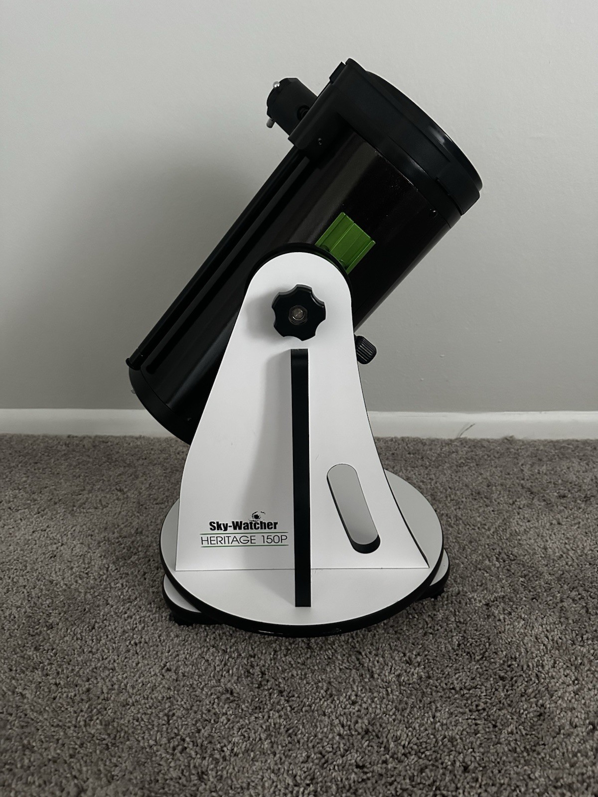 Sky-Watcher Heritage 150P Collapsible Tabletop Dobsonian Tel