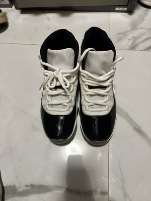 Air Jordan 11 Retro Concord 2018 Size 9.5 Condition 9.5/10 Worn Once No Box OG