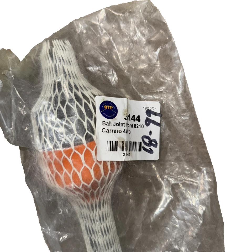 Ball Joint Ford 8210 Carraro 4WD Quality Tractor Parts - Image 2 of 3