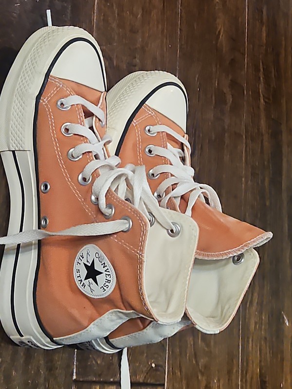 Converse Chuck Taylor All Star Hi Platform Peach Orange Women’s 5.5 & Mens 3.5🔥