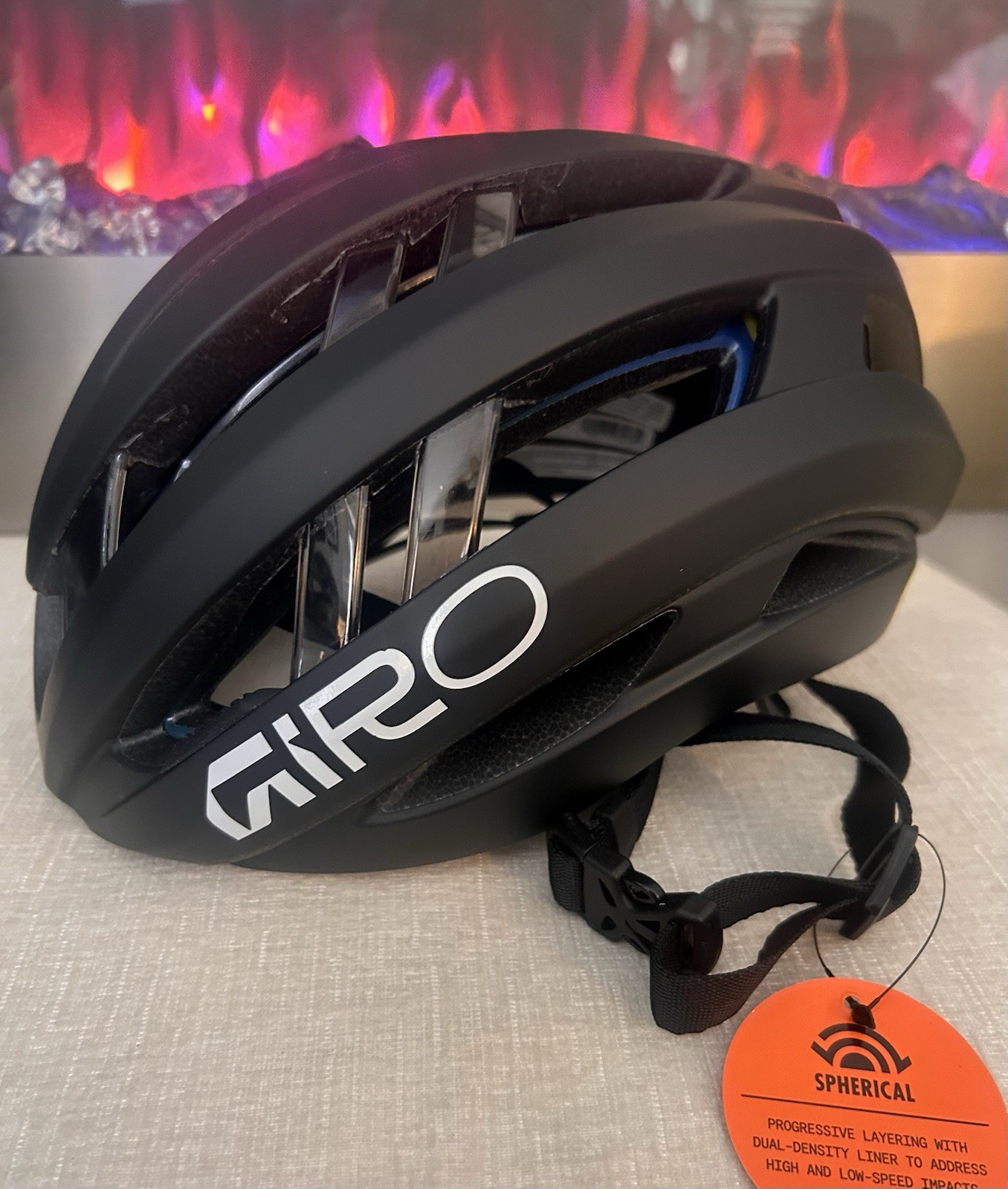 Giro Aries Spherical MIPS Cycling Helmet Medium