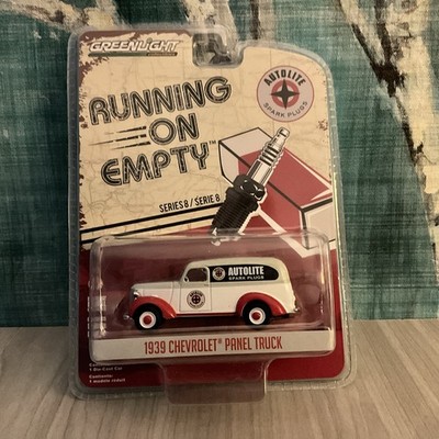 Greenlight Running On Empty Series 8 1939 Chevrolet Panel Truck Autolite
