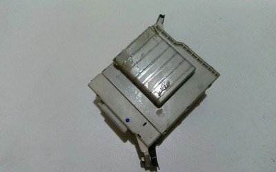 LEXUS IS II GSE2, ALE2, USE2 Sicherungskastenmodul 8273053022 2,20 Diesel 34826913