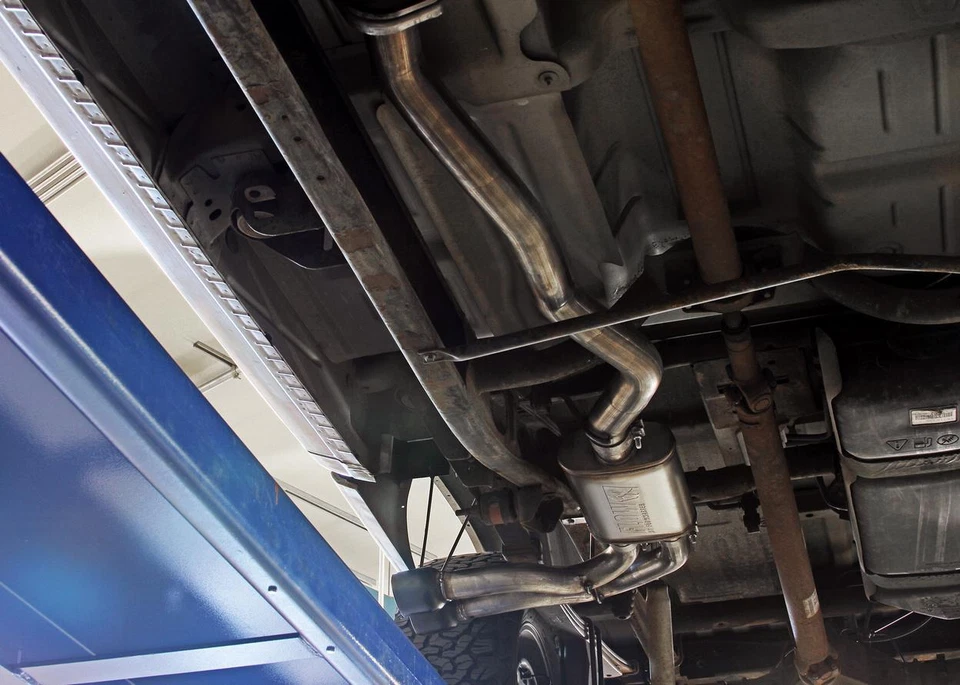 Kit de sistema de escape para GMC Sierra 1500 SLT 2005-2006 5,3 L V8 FLEX OHV Foto 4 de 4