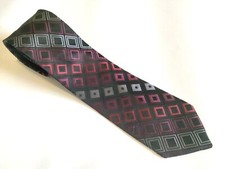 Men's KENNETH COLE REACTION Silk NECKTIE Tie RED BLACK GRAY NARROW