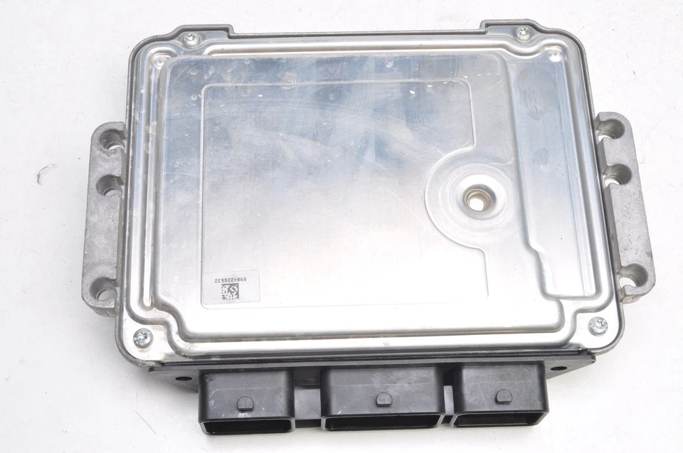 VOLVO S40 II 1.6 D 110CV Centralina Motore 31272996AB - Immagine 4 di 4