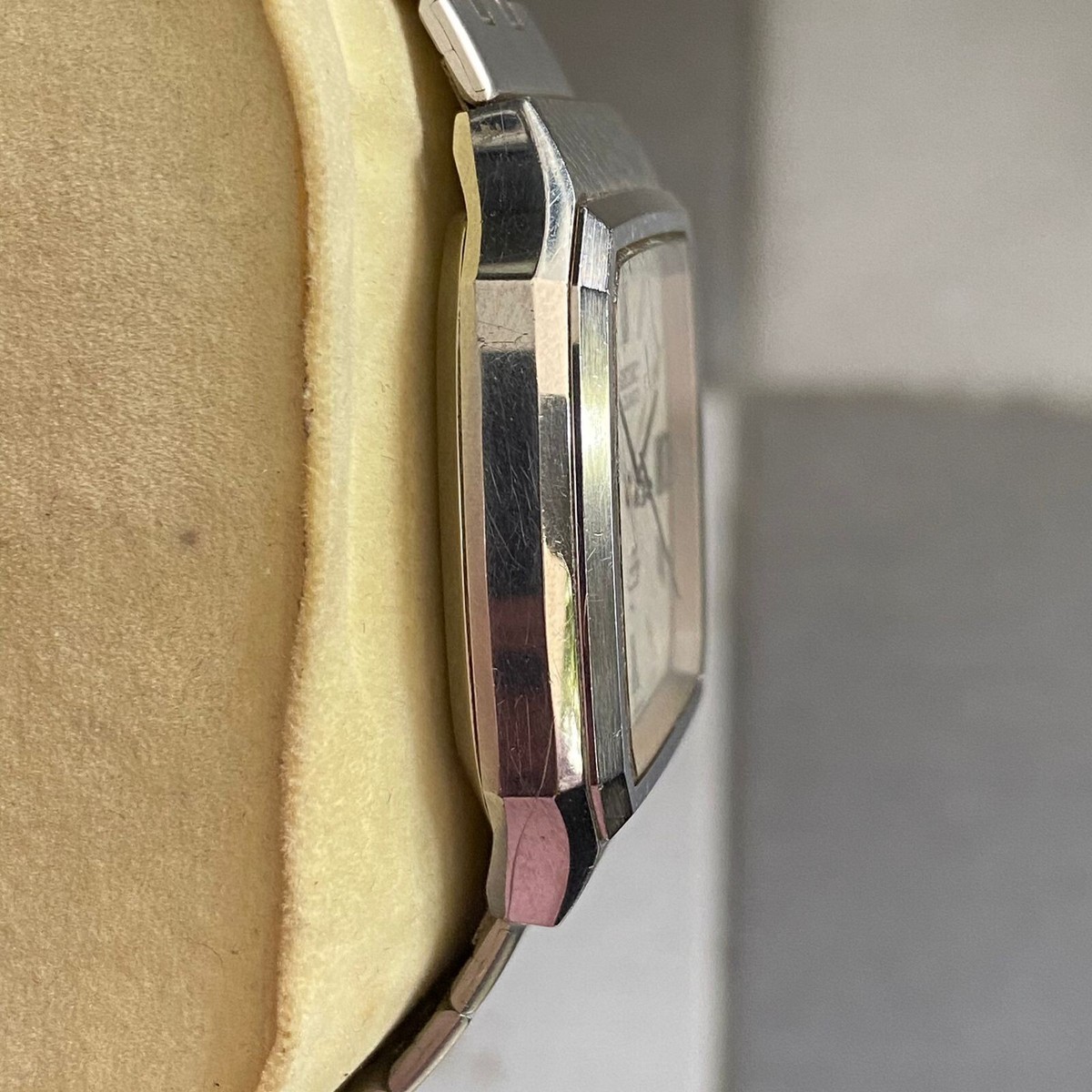 RARE Seiko King Quartz 9722-5000 Silver Snowflake Dial Date