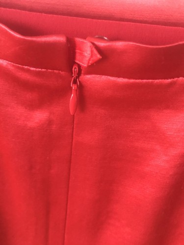 ESCADA Red wool silk blend Pencil skirt, fully lined, Sz 38 or sz 8 Germany NWOT - Picture 9 of 17