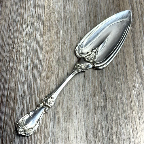 Reed & Barton Sterling Silver Burgundy Cake/Pie Server 9 5/8" ~ 118 g FREE SHIP!