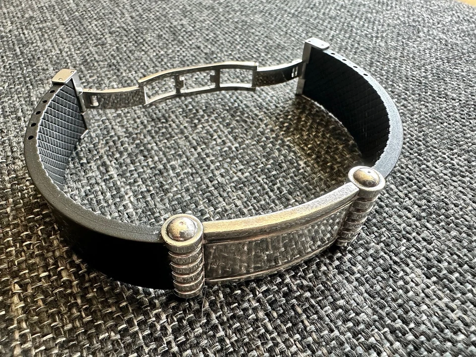 Tiffany and co. Paloma Picasso id bracelet w/ rubber band - Image 4 of 4