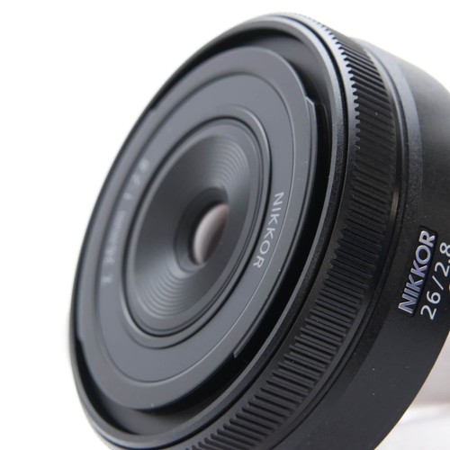 Nikon NIKKOR Z 26mm F/2.8 -MINT- #414 - Picture 7 of 12