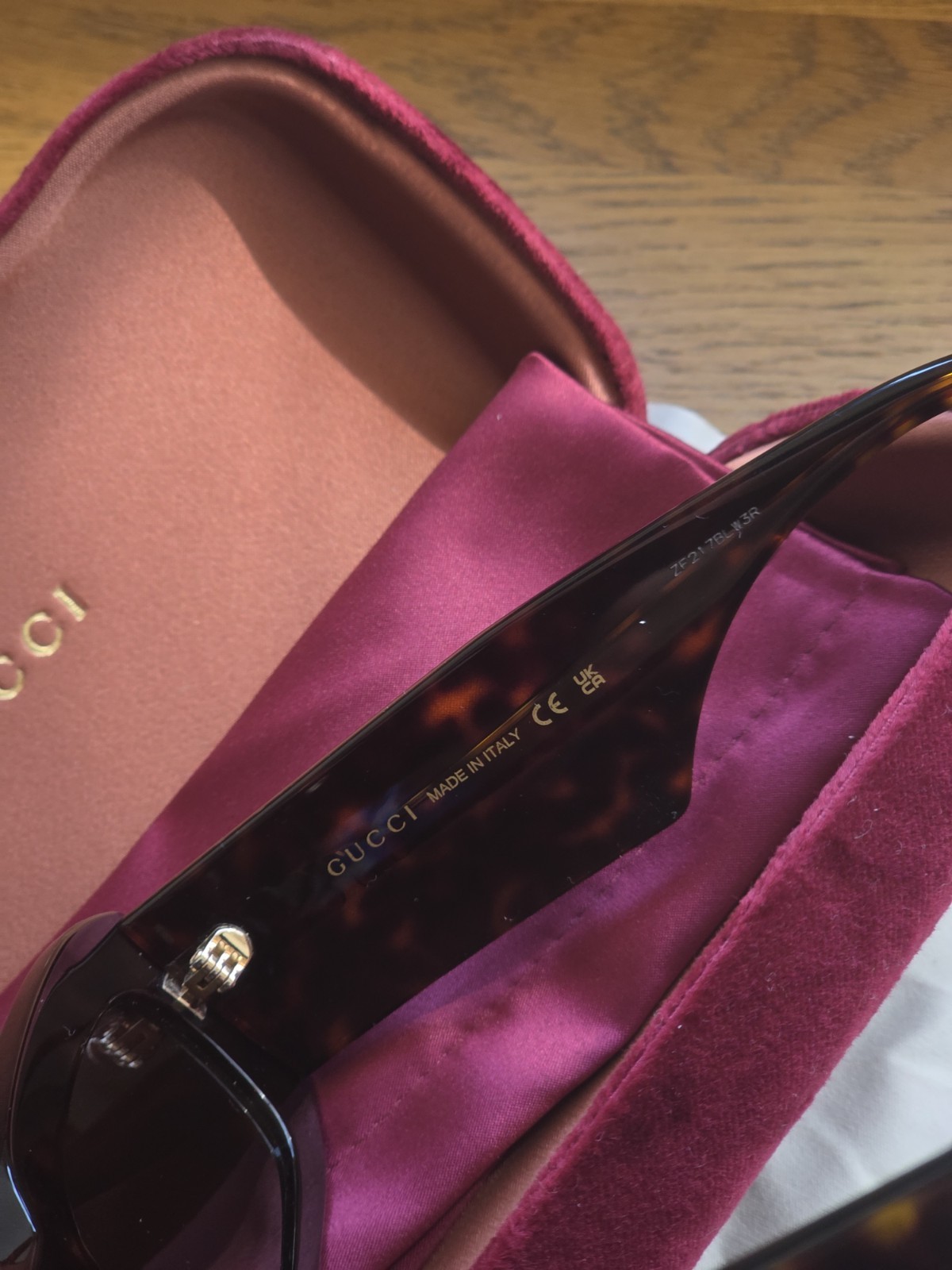 Gucci • Rectangle Frame Sunglasses • Tortoise She… - image 4