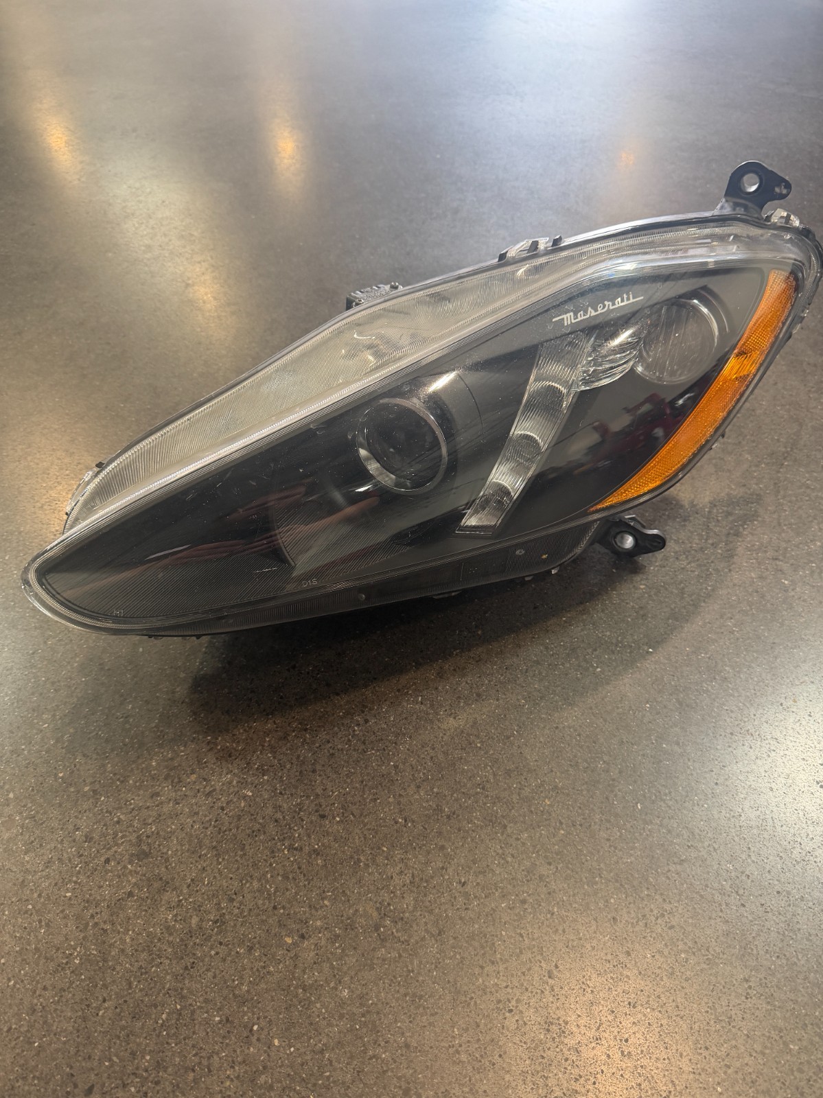Maserati GranTurismo 2013-2016 LEFT Headlight P/N 294587