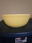 Rare! Vintage Pyrex Daisy 404 Light Yellow Mixing Bowl 1-1/2 Qt USA Made!