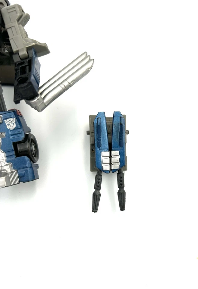 Transformers Movie Series Scout Class Clocker Figure 2007 Target Exclusive - Image 4 of 4