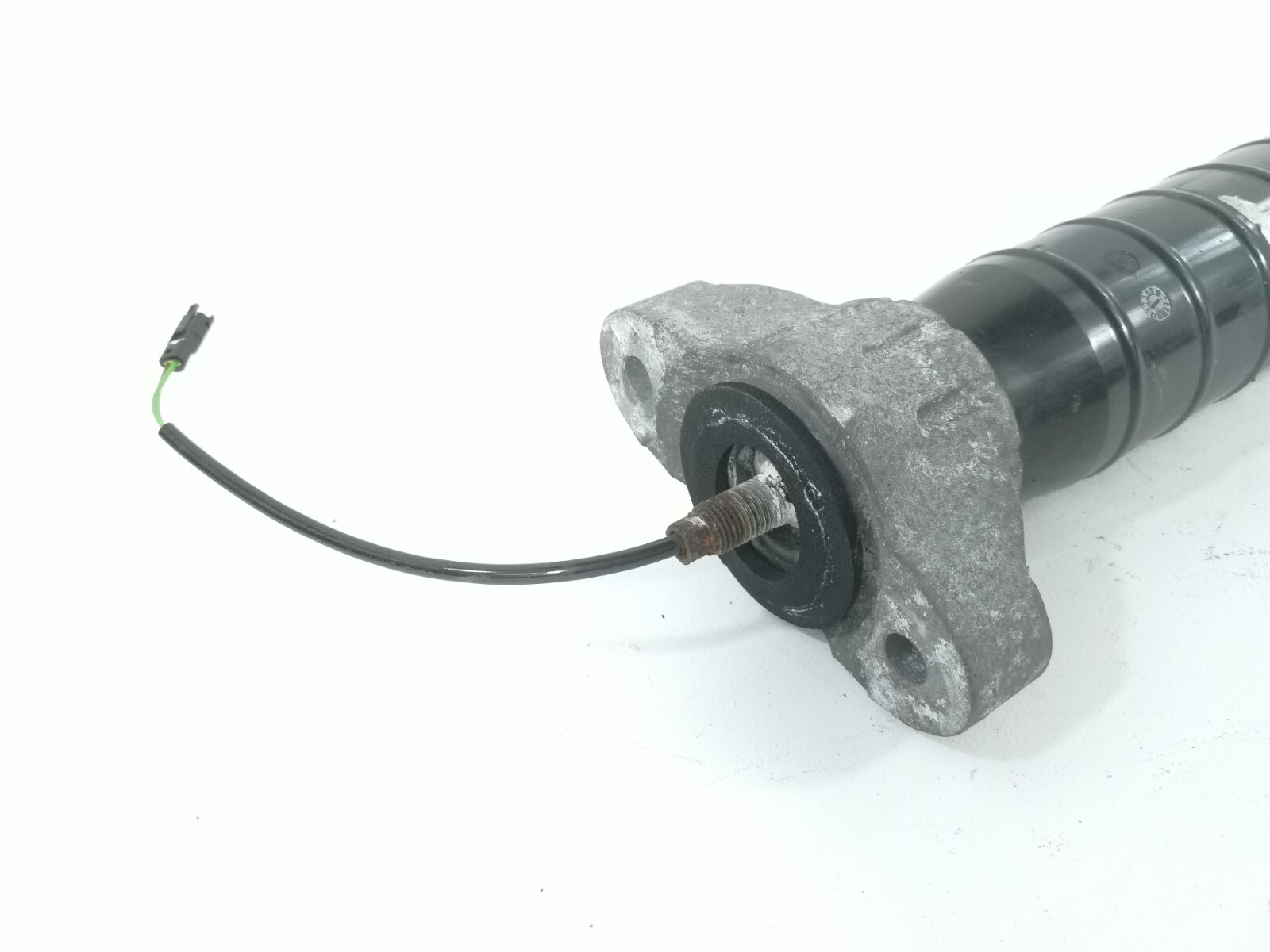 17-20 MASERATI Levante REAR LEFT RIGHT SIDE SHOCK STRUT ABSORBER 06700028330