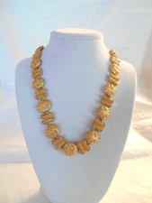 Lovely gold chunk necklace 18"