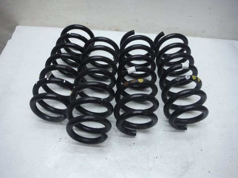 MASERATI SPRING COIL SET OF 4 OEM 670035414