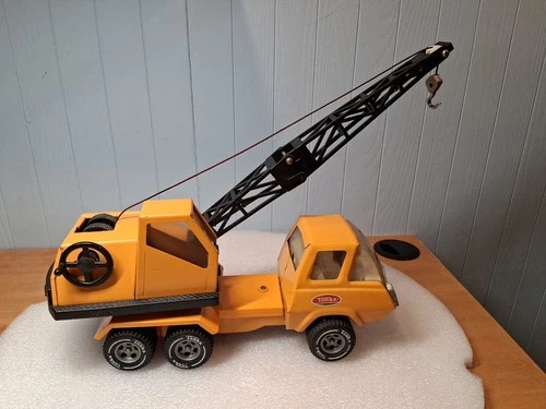 Vintage 1970's  Tonka Pressed Steel & Plastic  Crane Truck Toy