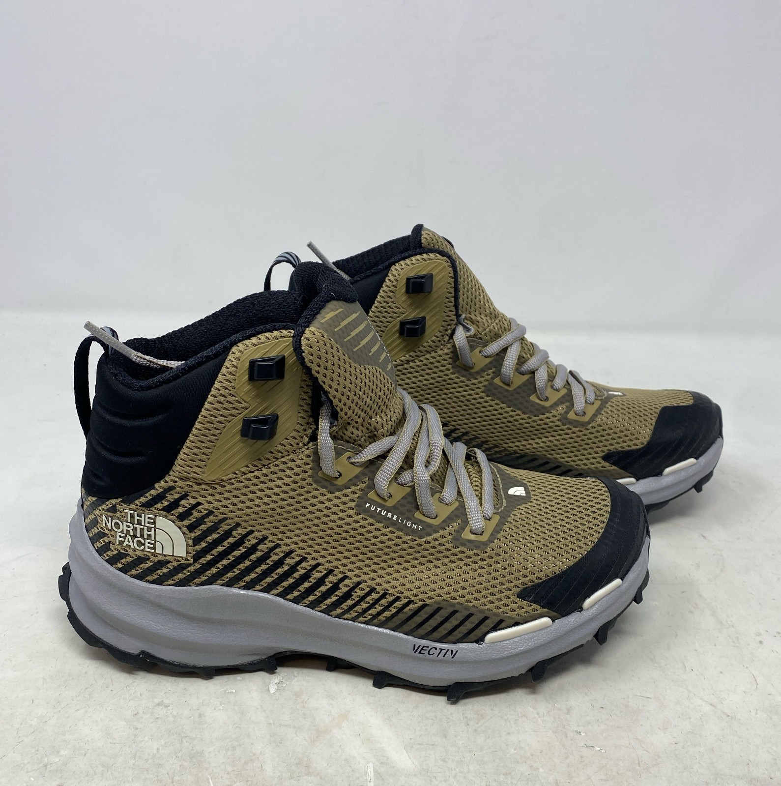 The North Face VECTIV Fastpack Mid FUTURELIGHT Women’s Hiking Boots — Size 6.5