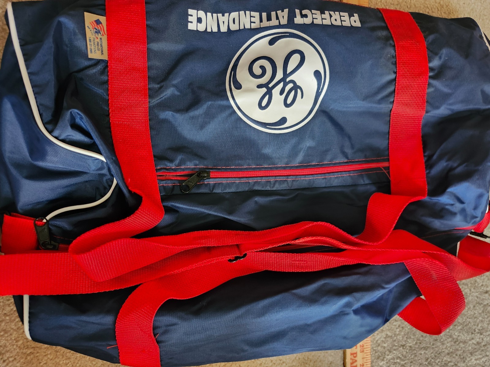 Vintage PERFECT ATTENDANCE LARGE DUFFLE BAG/UNUSED  21" LONG-SHOULDER/CARRY-ON