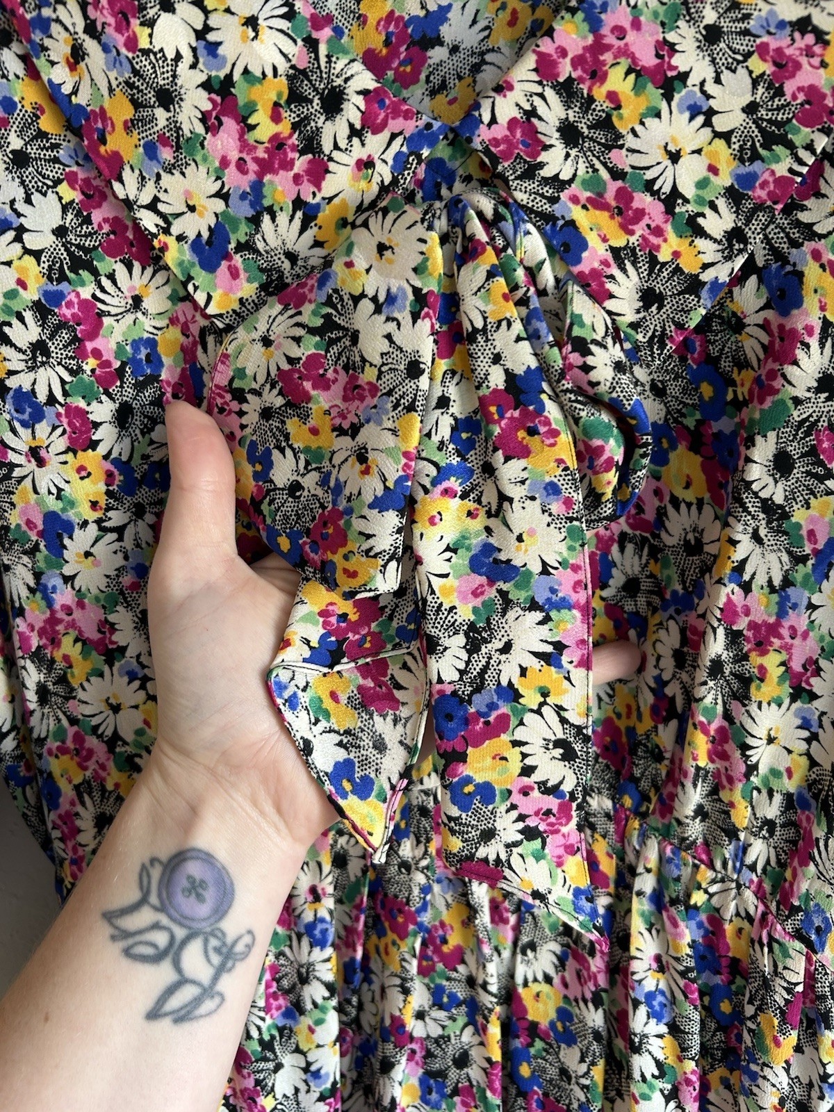 Vintage 80s Miss O By Oscar De La Renta Silk Floral Dress 4 Romantic Bow Collar 