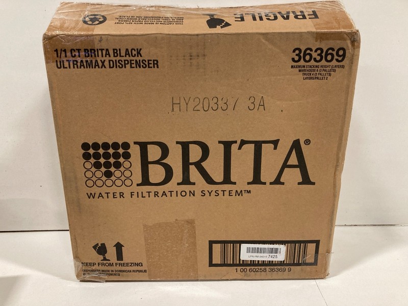 Brita XL Ultramax Water Filter Dispenser 27 Cup Black