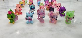 Hatchimals Colleggtibles Lot Of 30 Mixed Mini Figures Glitter Wings Animals