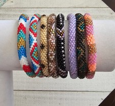 G11 8 PCs Nepal Beaded Bracelets Colorful Black Seed Bead 7" Average FREE SHIP