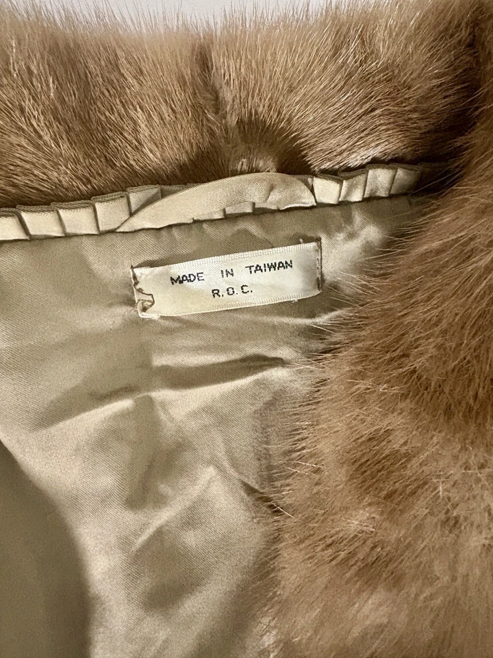 Abrigo de piel de visón Demi Buff chaqueta de longitud media para mujer talla S Taiwán ROC de colección años 80 Foto 2 de 4