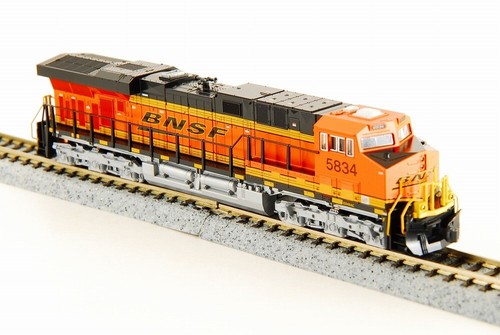 KATO N-Scale #176-8916 GE ES44AC BNSF #5834 hecho en Japón raro calibre N | Zustand: Used