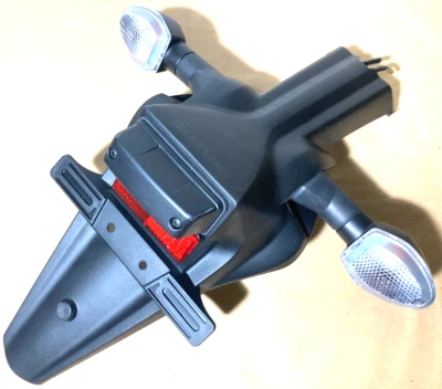 Soporte De Placa Completo Suzuki GSX-S 750 63113-04K00 - Imagen 1 de 3