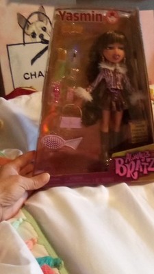 Bratz Yasmin Always Bratz Fashion Doll 11in Brown Wavy Hair Articulated Box