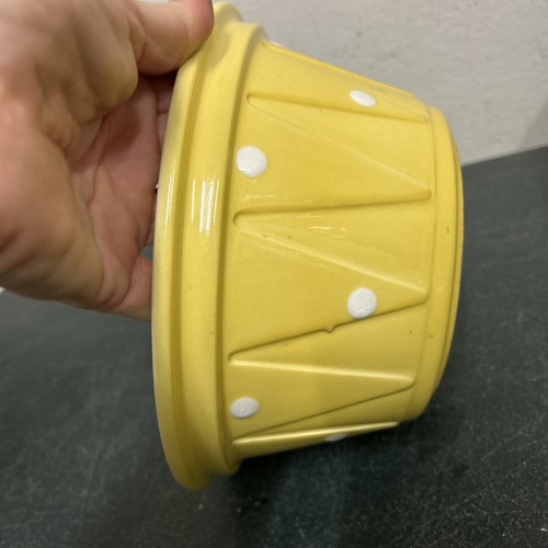 VINTAGE DIANA CERAMIC AUSTRALIA POTTERY YELLOW WHITE POLKA DOTS LIDDED BOWL - Picture 7 of 8
