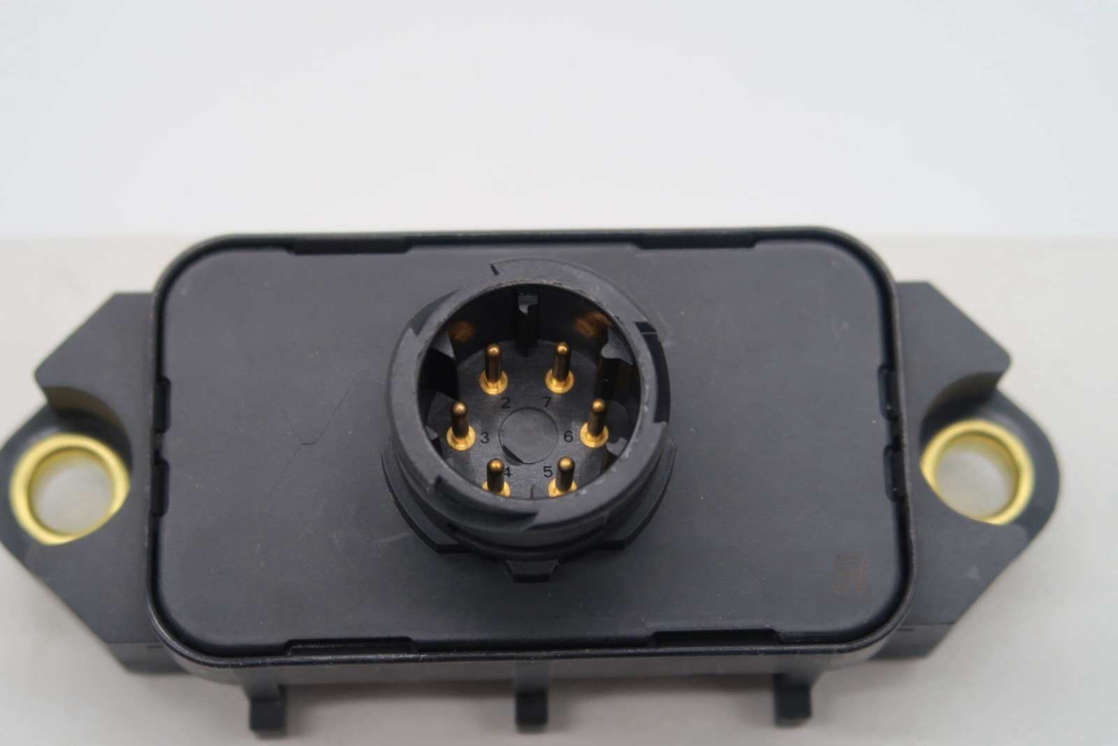 Compressed air Pressure Sensor 5V (MCPV) - KII39746F004 -  OE DAF/MERCEDES image 5