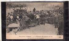 cpa CHOISY LE ROI (94) Fin d'une Terreur - Tragédie - La foule et taxi