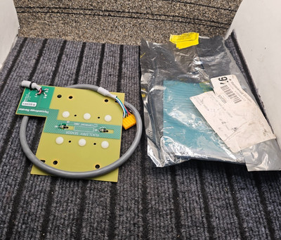 ThyssenKrupp Elevator 9841507: Card Auxillary Sensor Board DMC & T3