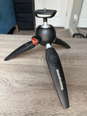 Manfrotto MTPIXIEVO-BK, PIXI EVO 2-Section Mini Tripod for Mirrorless Cameras