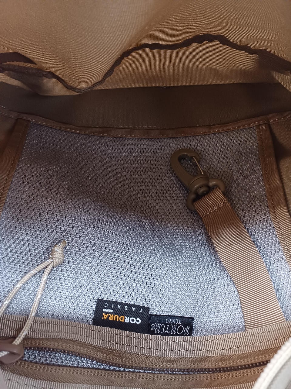 Clunkers Backpack Model Beige PORTER - image 5