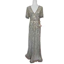 Mac Duggal Gown Silver Beaded Sequin Dress Flutter Sleeves Size 8 NEW