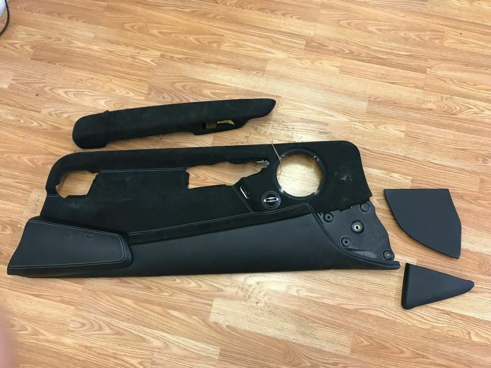 LAMBORGHINI MURCIELAGO PASSENGER SIDE DOOR PANEL ASSEMBLY OEM 0072013468