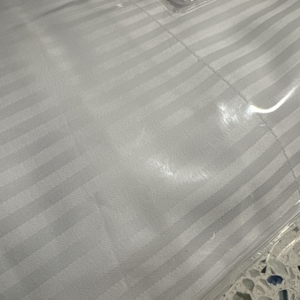 Matouk Bianca King Sz Sheet Set. 4 PCs. White Pinstripes 100 Cotton