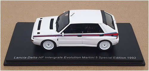 Spark 1/43 Scale S8992 - Lancia Delta HF Intergrale Evo Martini 1992 - White - Picture 4 of 5