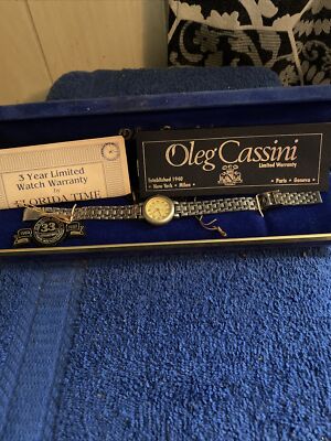 Vintage Oleg Cassini Quartz Ladies Watch original case As Is  display picture 1